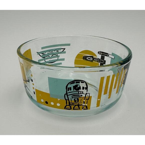 Pyrex Star Wars 2 piece Set 7200 4.75", 7211 8" x 6" - Picture 4 of 12